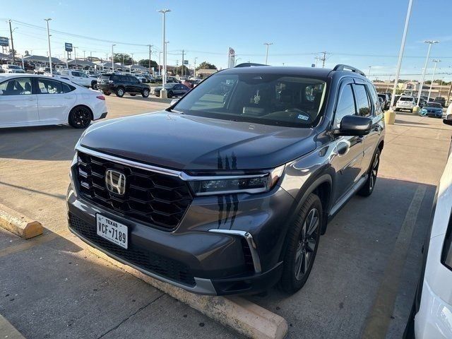 2024 Honda Pilot Touring