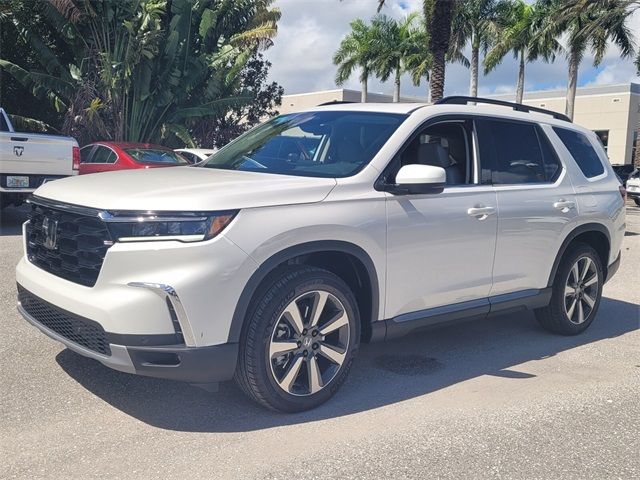 2024 Honda Pilot Touring