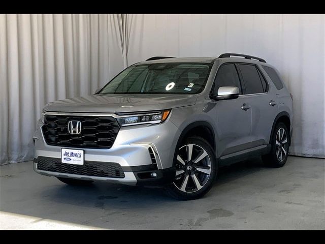 2024 Honda Pilot Touring