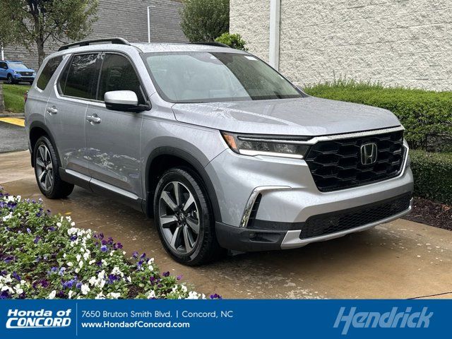 2024 Honda Pilot Touring