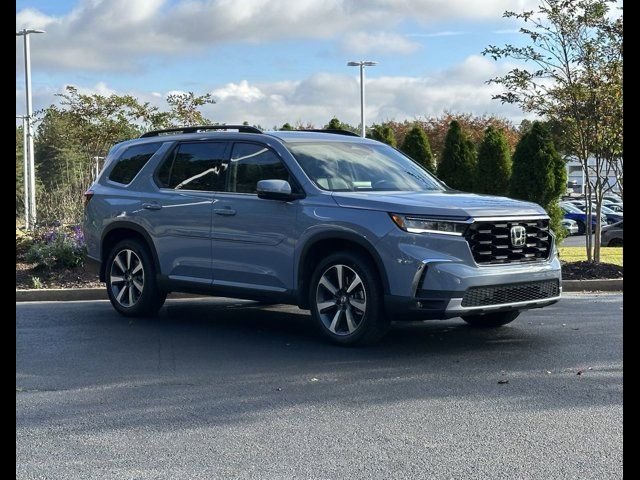 2024 Honda Pilot Touring