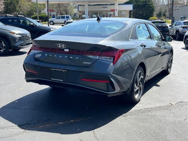 2024 Hyundai Elantra Limited