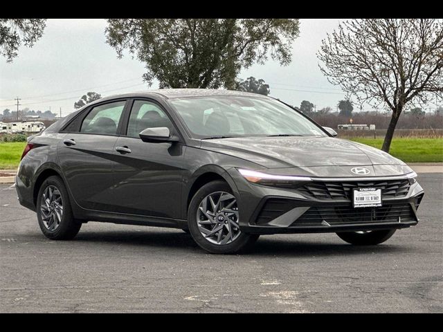 2024 Hyundai Elantra Hybrid Blue