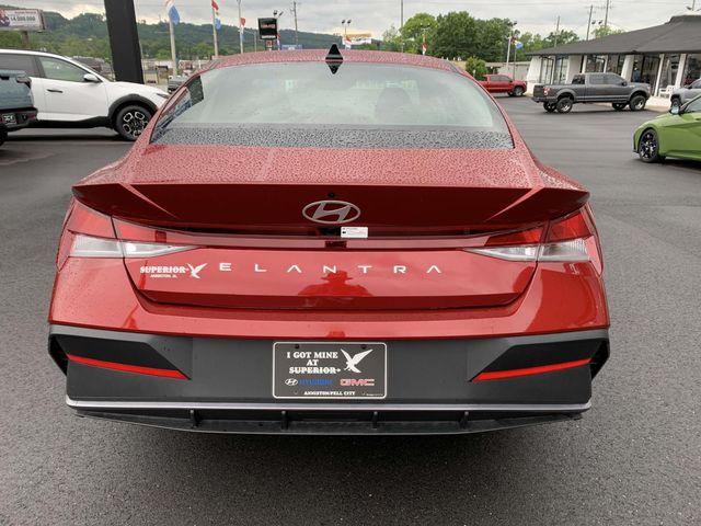 2024 Hyundai Elantra SEL