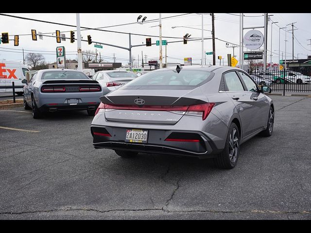 2024 Hyundai Elantra Limited