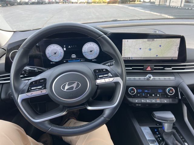 2024 Hyundai Elantra Limited