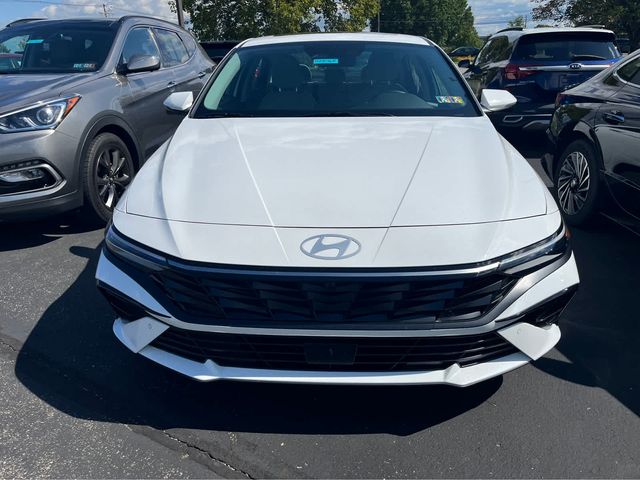 2024 Hyundai Elantra Limited