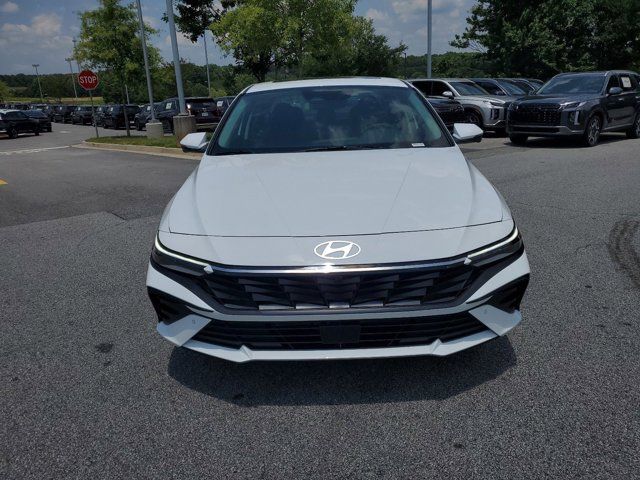 2024 Hyundai Elantra Limited