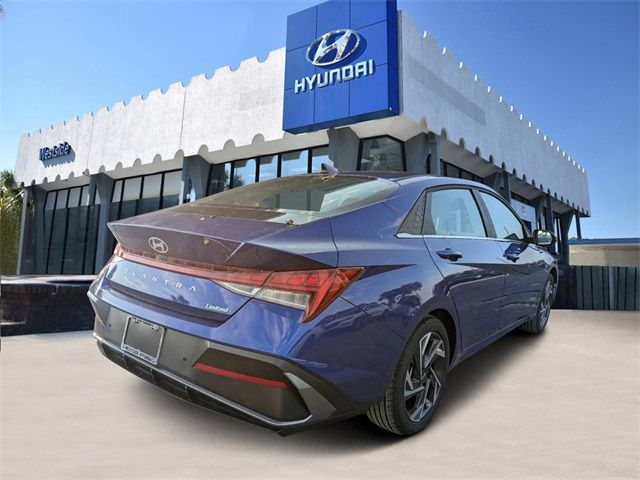 2024 Hyundai Elantra Limited