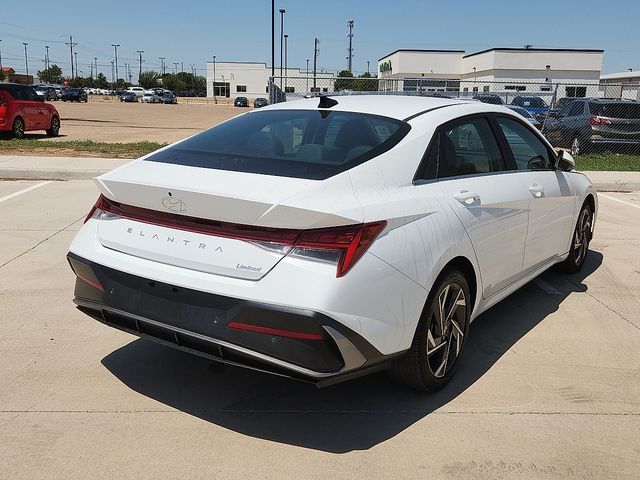 2024 Hyundai Elantra Limited