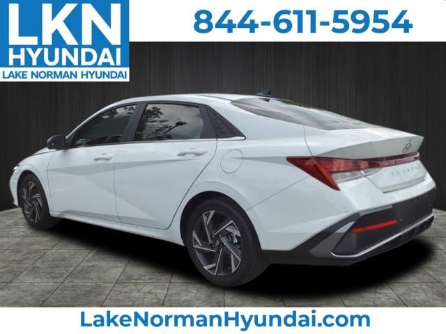 2024 Hyundai Elantra Limited