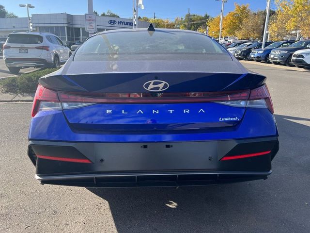 2024 Hyundai Elantra Limited