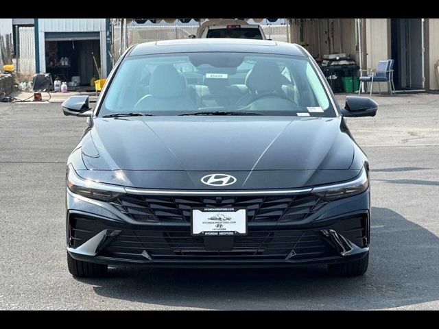 2024 Hyundai Elantra Limited