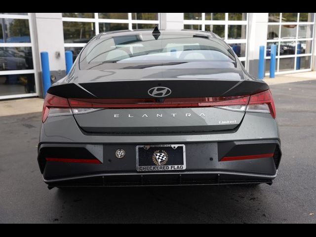 2024 Hyundai Elantra Limited