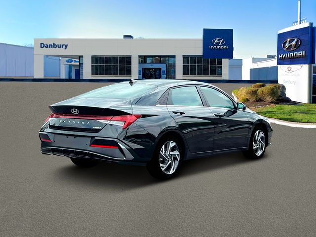 2024 Hyundai Elantra Limited