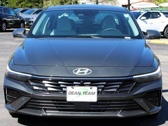 2024 Hyundai Elantra Limited