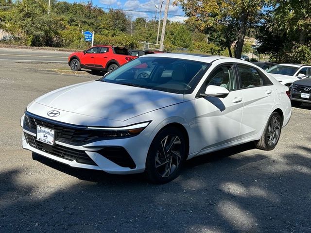 2024 Hyundai Elantra Limited