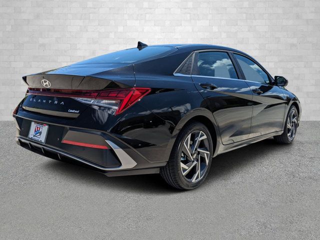 2024 Hyundai Elantra Limited