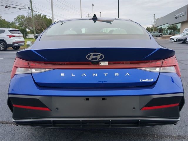 2024 Hyundai Elantra Limited