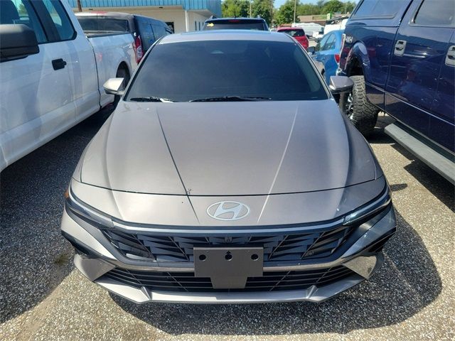 2024 Hyundai Elantra Limited