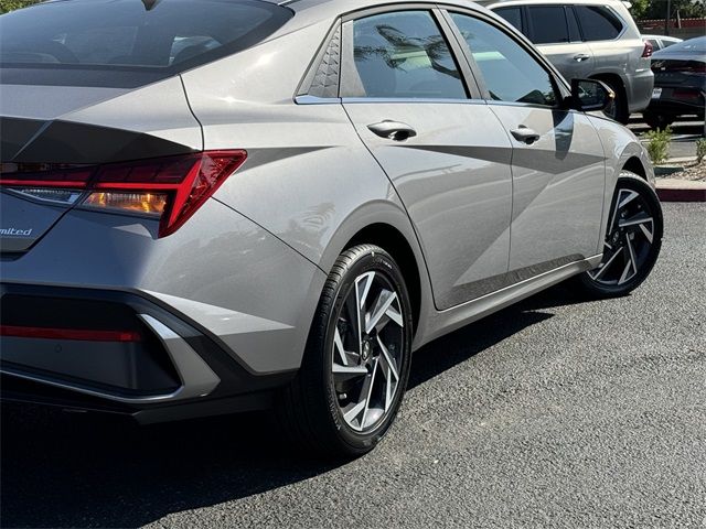 2024 Hyundai Elantra Limited