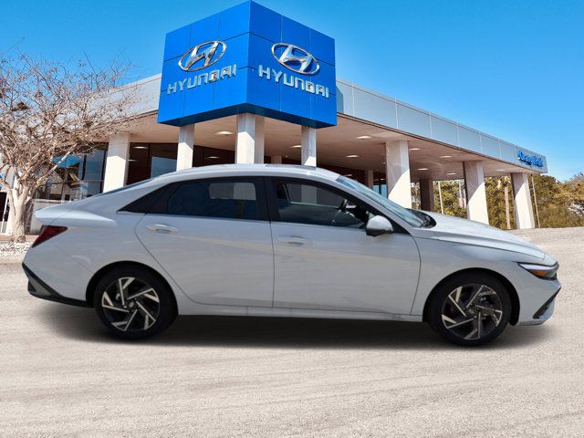 2024 Hyundai Elantra Limited