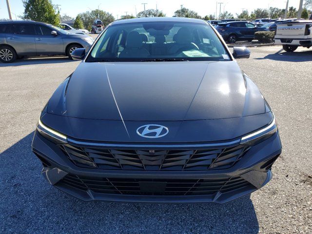 2024 Hyundai Elantra Limited