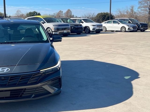 2024 Hyundai Elantra Limited