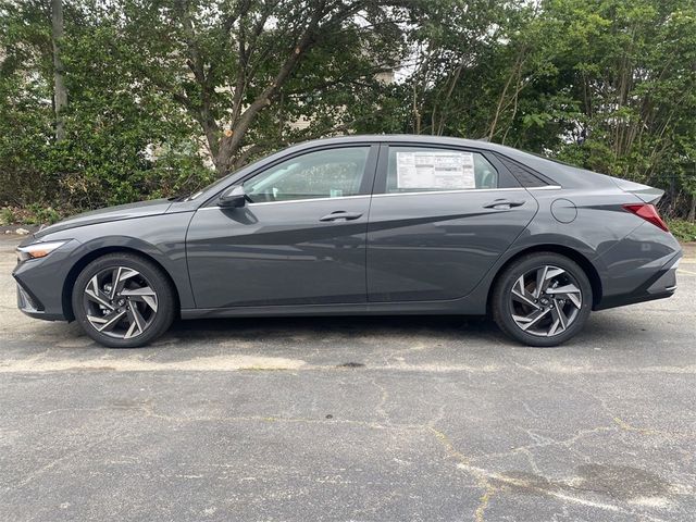 2024 Hyundai Elantra Limited