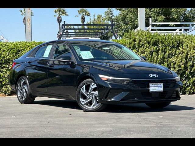 2024 Hyundai Elantra Limited