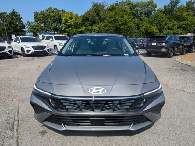 2024 Hyundai Elantra Limited