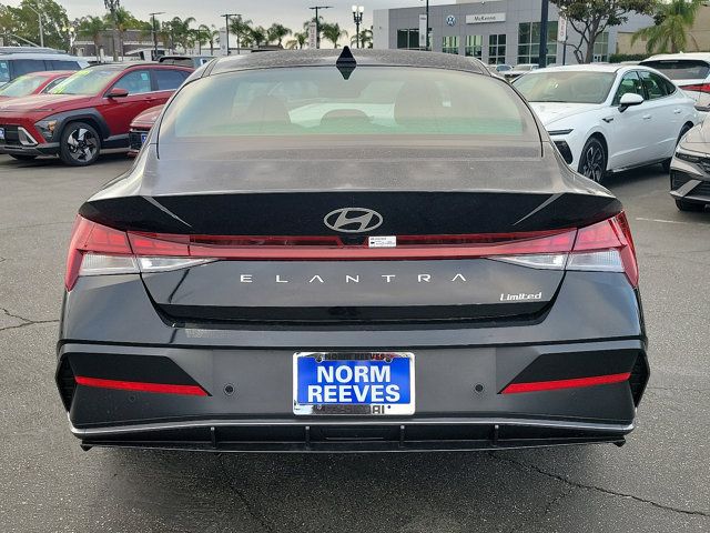 2024 Hyundai Elantra Limited