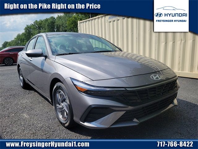 2024 Hyundai Elantra SE