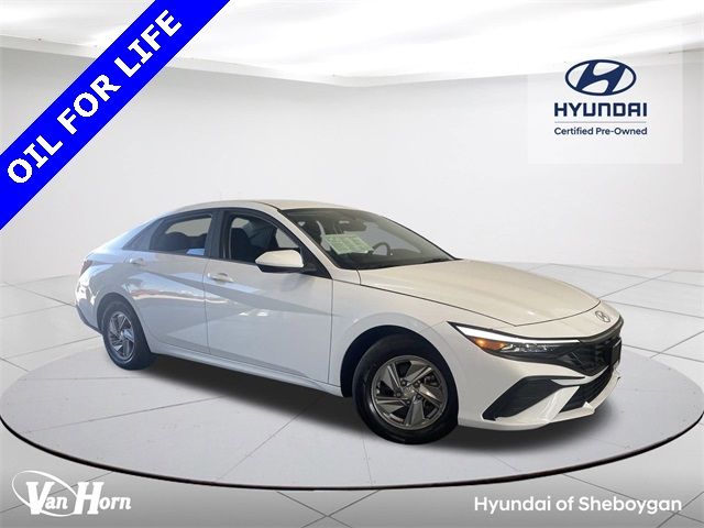 2024 Hyundai Elantra SE