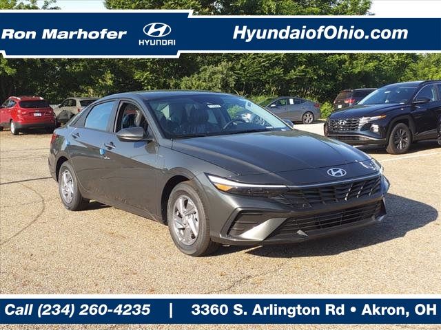 2024 Hyundai Elantra SE