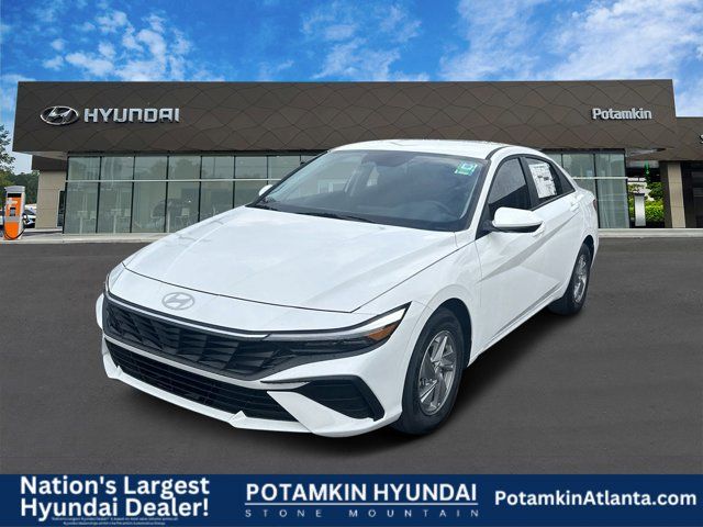 2024 Hyundai Elantra SE