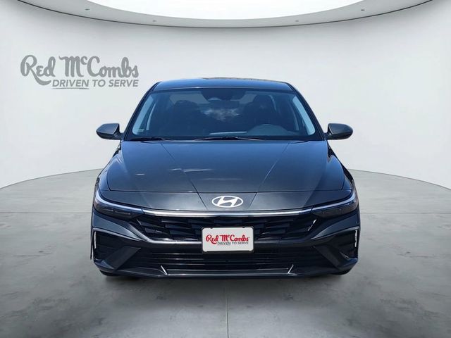 2024 Hyundai Elantra SE