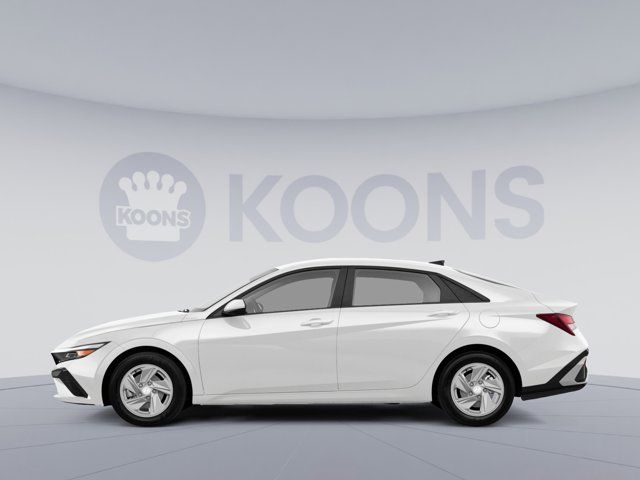 2024 Hyundai Elantra SE