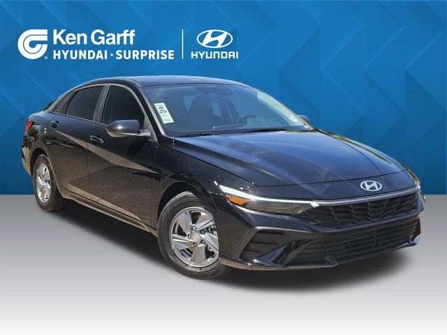 2024 Hyundai Elantra SE