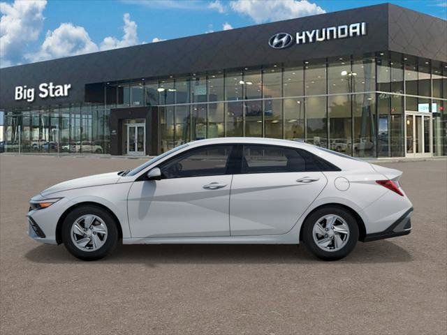 2024 Hyundai Elantra SE