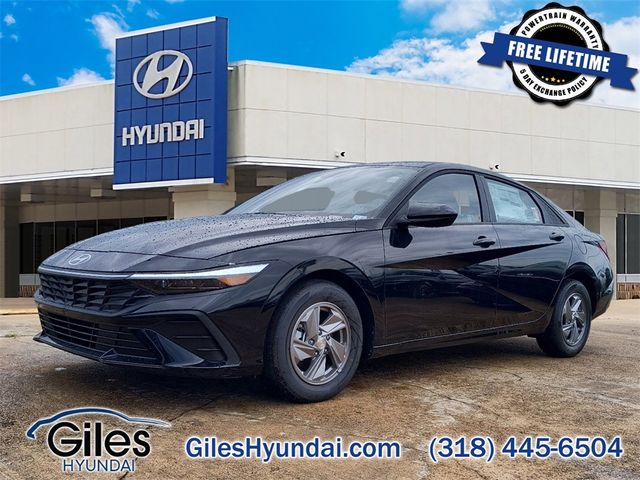 2024 Hyundai Elantra SE