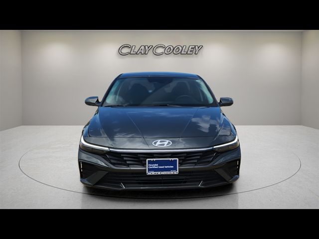 2024 Hyundai Elantra SE