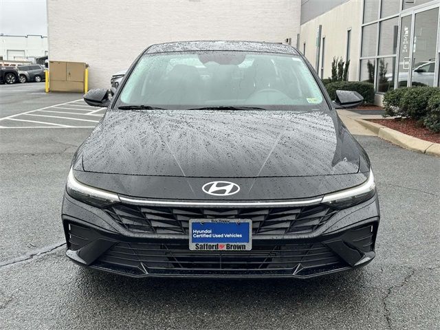 2024 Hyundai Elantra SE