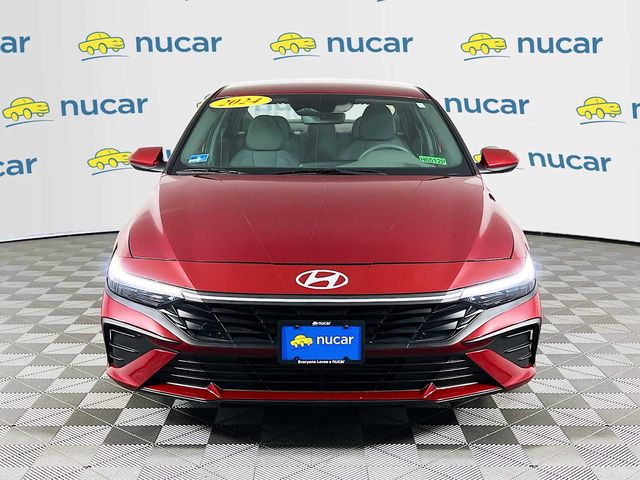 2024 Hyundai Elantra SE