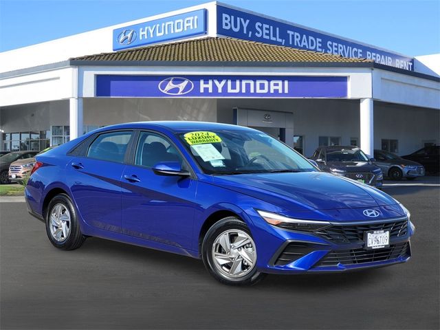 2024 Hyundai Elantra SE