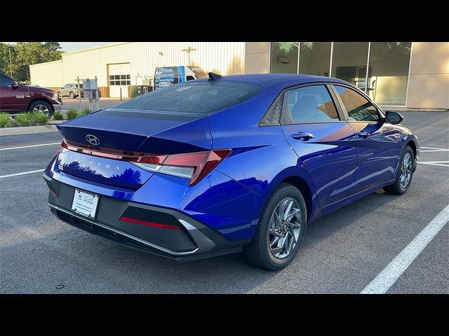 2024 Hyundai Elantra SEL