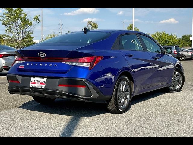 2024 Hyundai Elantra SEL