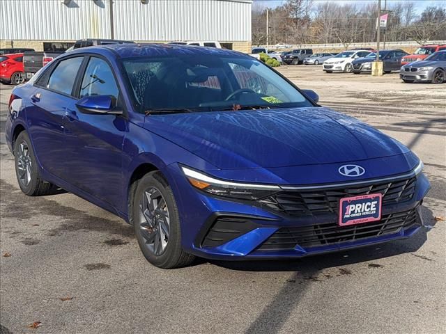 2024 Hyundai Elantra SEL