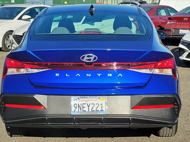 2024 Hyundai Elantra SEL