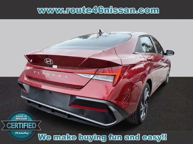 2024 Hyundai Elantra SEL